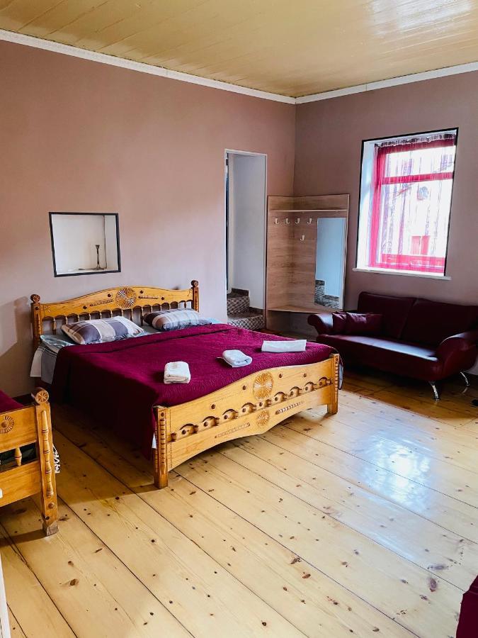 Travel Inn House Mestia • Მოგზაურის Სახლი Extérieur photo