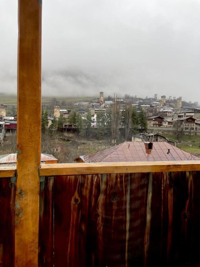 Travel Inn House Mestia • Მოგზაურის Სახლი Extérieur photo